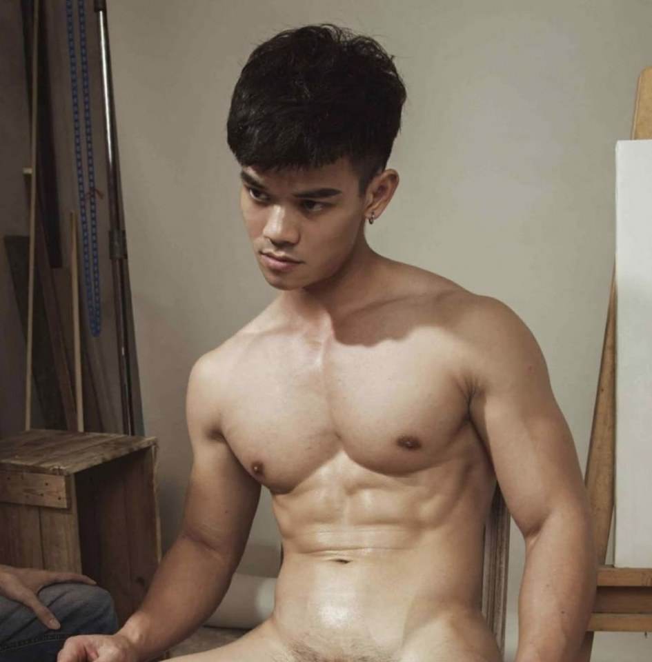 หนุ่มหล่อขึ้นปก 417