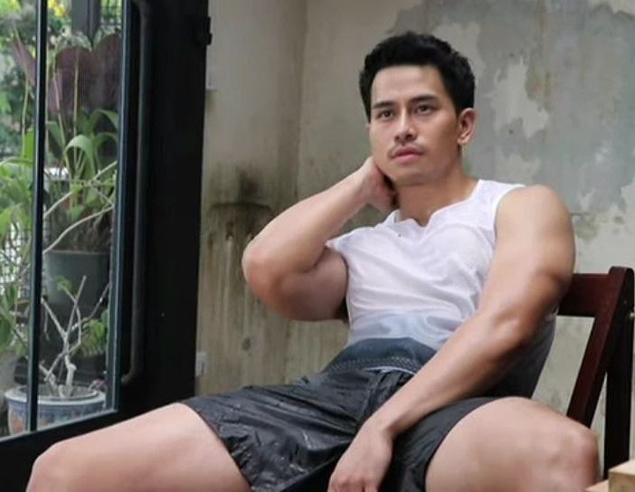 HOT..(ฟิน)