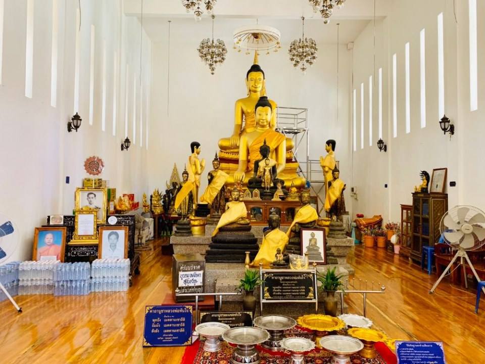วัดกลางคลองสระบัว