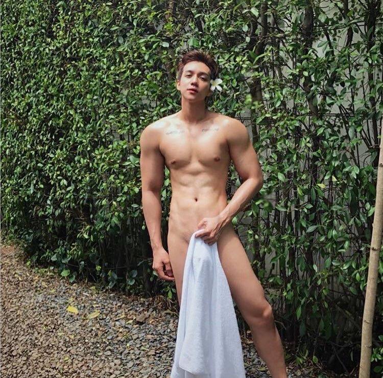 ถอดโชว์ประปราย /18/