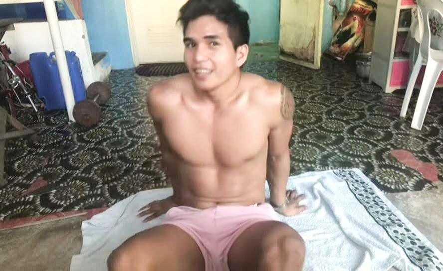 ชายพม่า..น่าฟัด