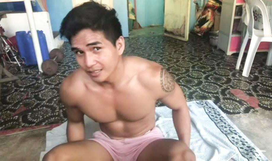 ชายพม่า..น่าฟัด