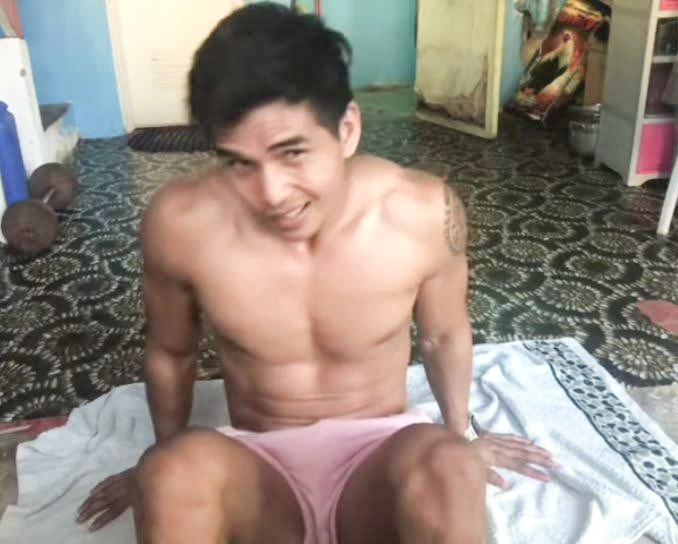 ชายพม่า..น่าฟัด