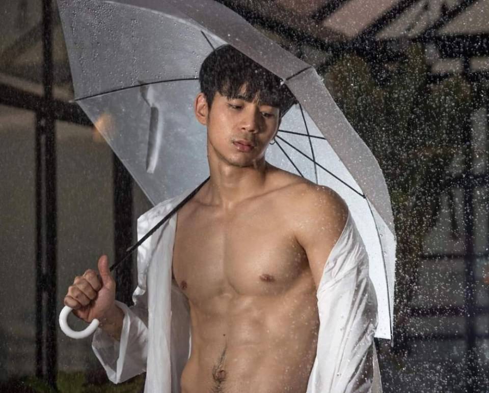 แซ่บมาก หนุ่มเอิร์ล อิเจ๊แฮปปี้