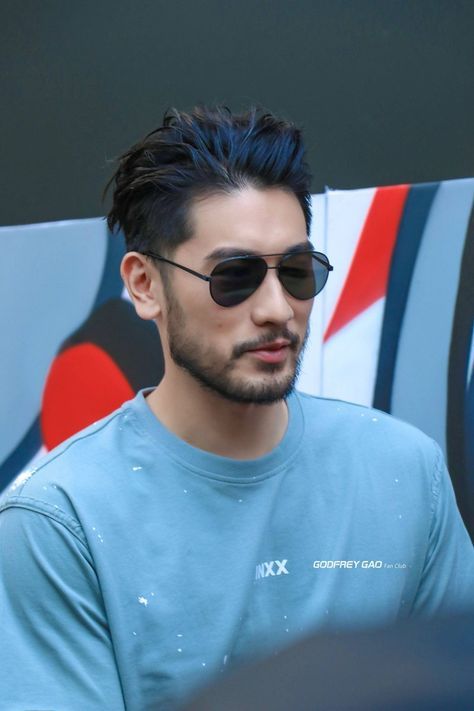 อาจารย์ใหญ่ ' กำลังดัง