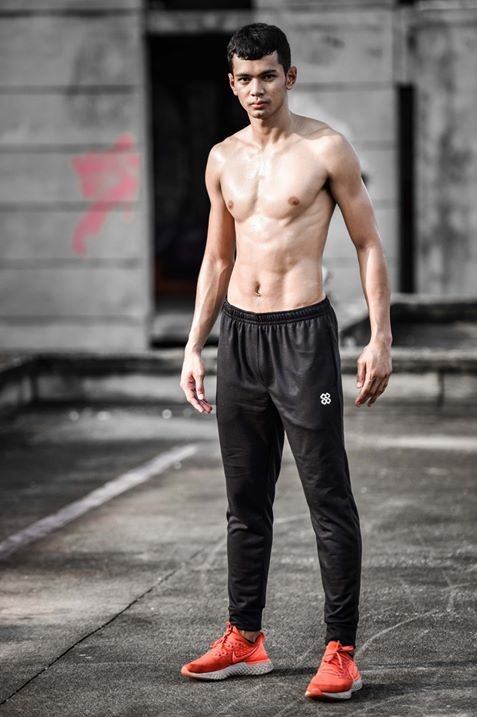 กล้ามแน่นๆ หุ่นลีนๆ ใครมีวาร์ปนายแบบคนนี้บ้าง ขอหน่อยจ้า