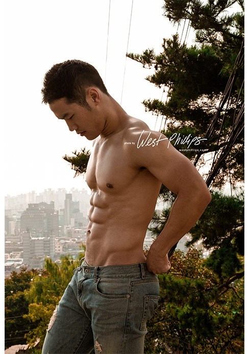 [OMGBoy033][18+] อดใจไม่ไหวแล้วครับ เมื่อเห็น Josh Cho นายแบบเกาหลี ขอเขย่ามือก่อน