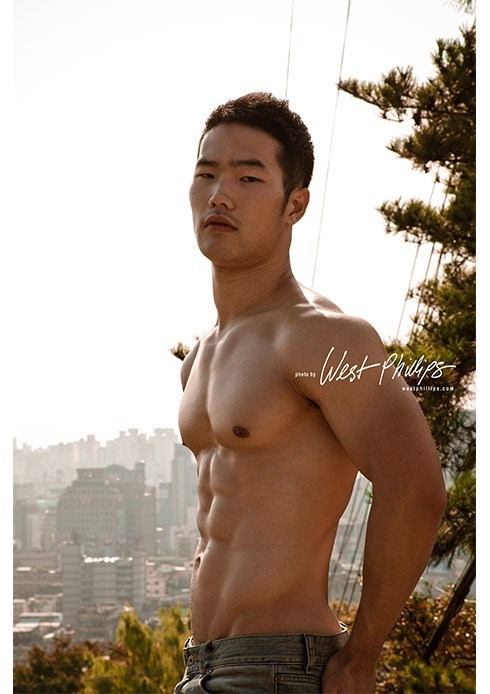 [OMGBoy033][18+] อดใจไม่ไหวแล้วครับ เมื่อเห็น Josh Cho นายแบบเกาหลี ขอเขย่ามือก่อน