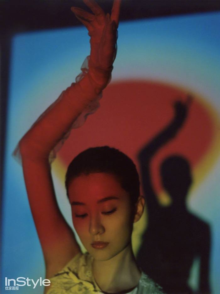 Qiao Xin @ InStyle China December 2019