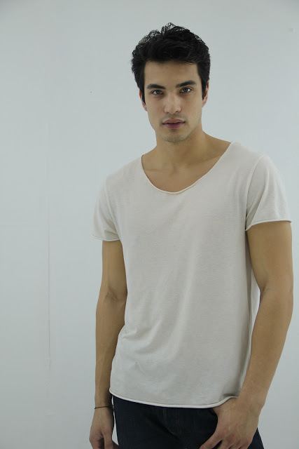 [OMGBoy035][18+] ใจสั่นเหมือนกันนะ ละลายหัวเลยครับ เมื่อร่างของ Steven Patenaude สะกดผม เขย่ามืออยู่อย่างนั้น