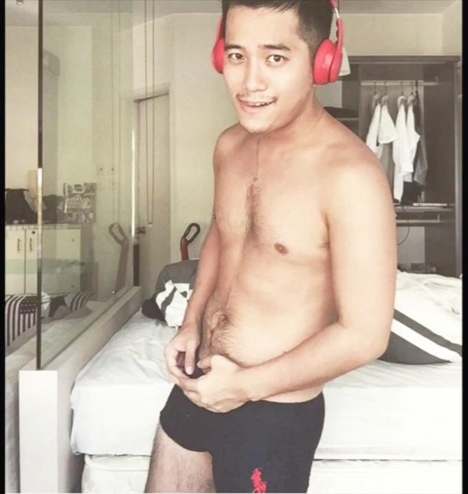ไปๆ..มาๆ (แก้ผ้าเร็วรีบ)