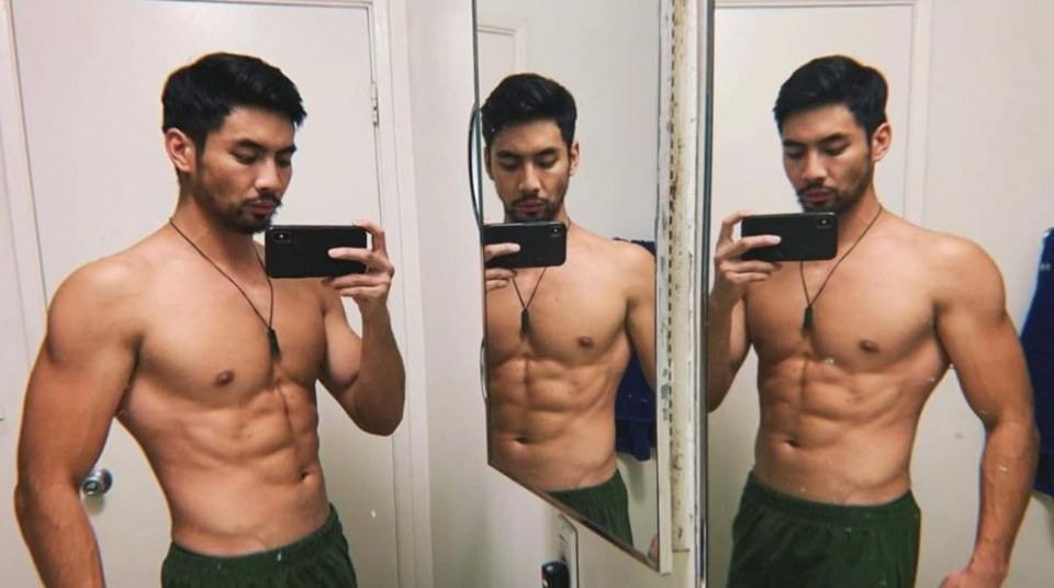 "Yoshi Sudarso" เขาหล่อ เขาหล่อมาก เขาดูดีสุดๆ