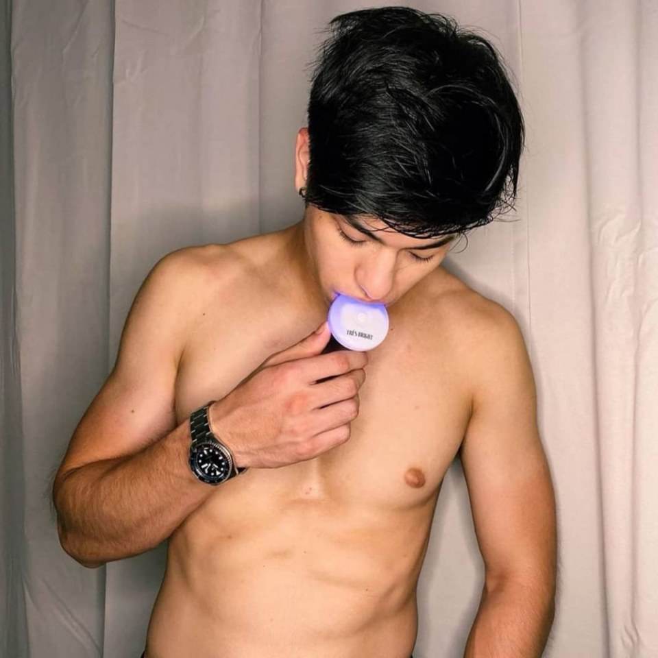 "Luke Plowden" เขาหล่อ เขาหล่อมาก
