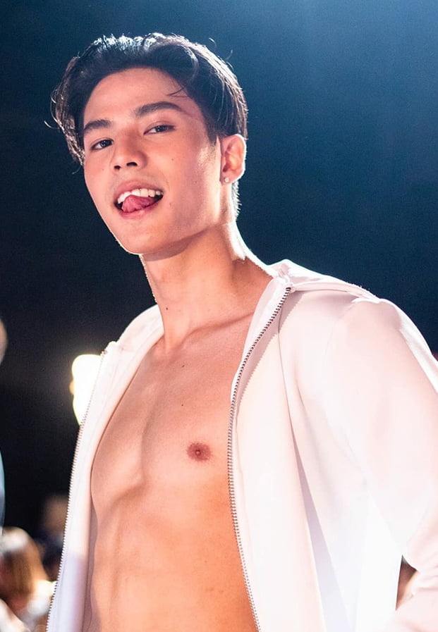 เปิดประวัติ แบงค์ ธิติ นักแสดงหุ่นแซ่บไม่พึ่งแอพฯ มาแรงจนฉุดไม่อยู่