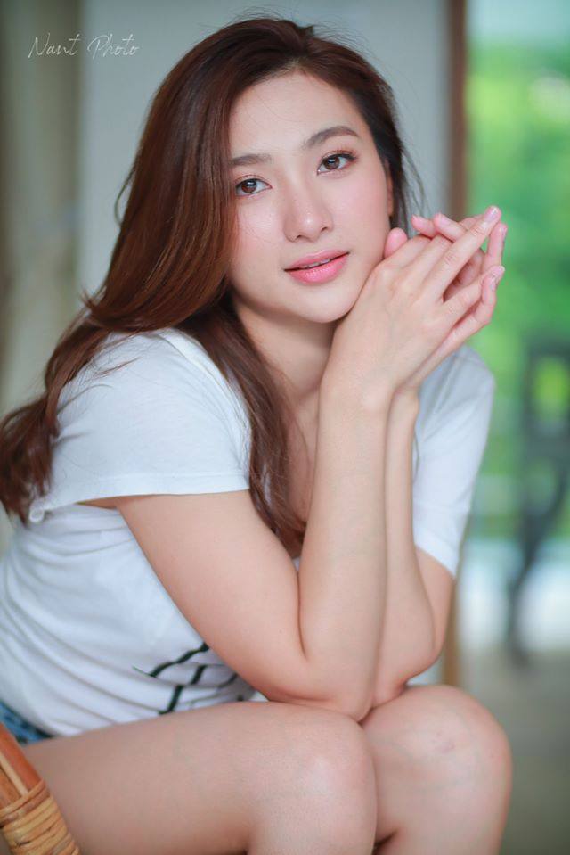 Narumon Chauyuksa ใสๆ
