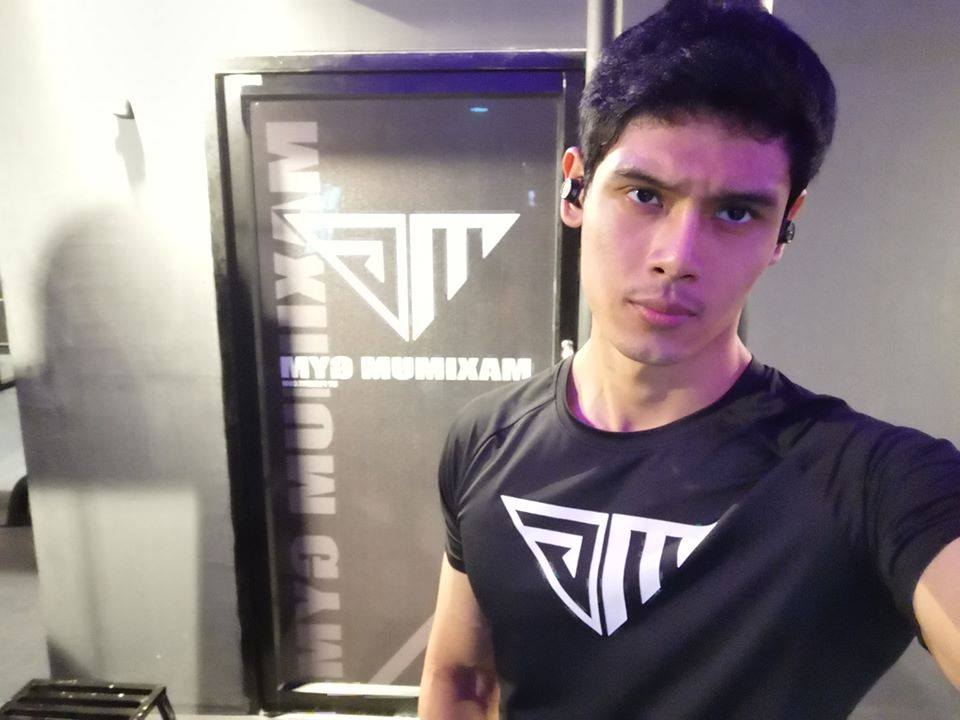 เทรนเนอร์สุดแซ่บ ๙