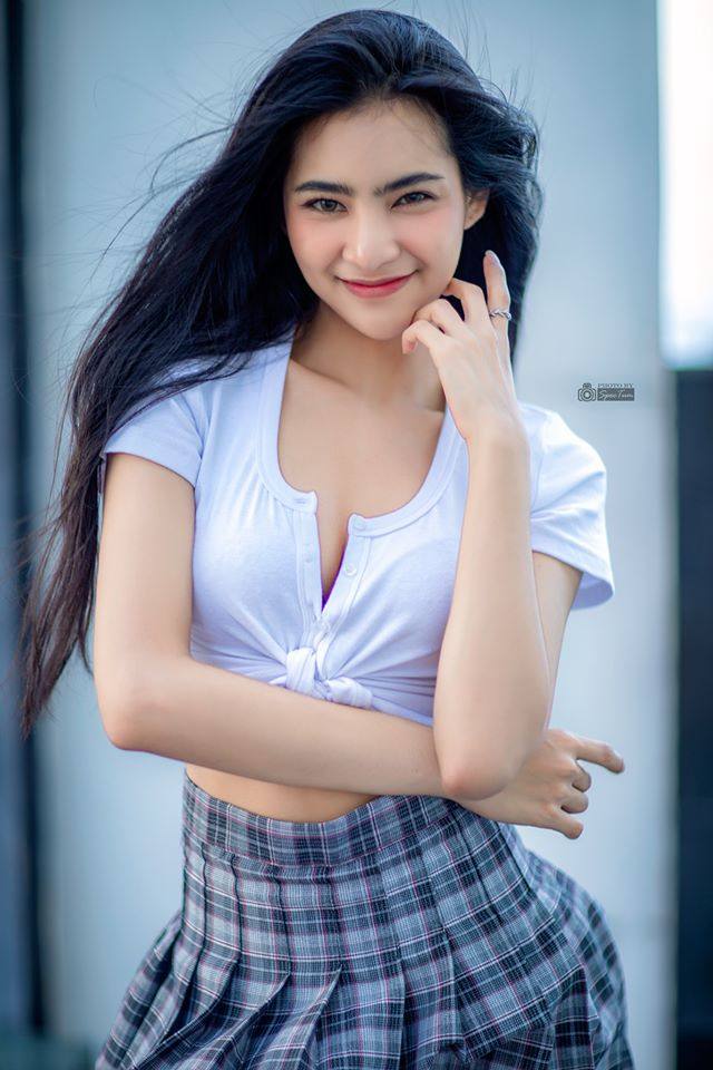 Nenne Kanatsanan Mini skirts
