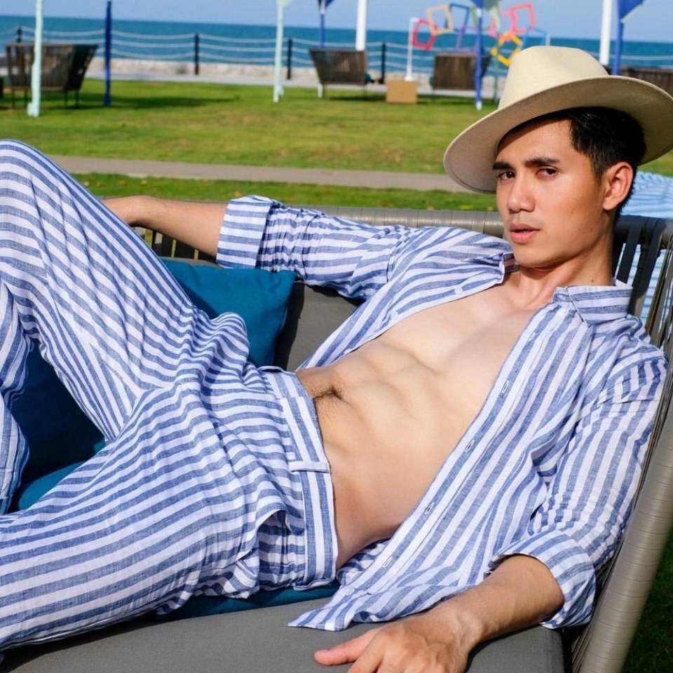 "เพียว พีระวัฒน์" เขาหล่อ เขาหล่อมาก