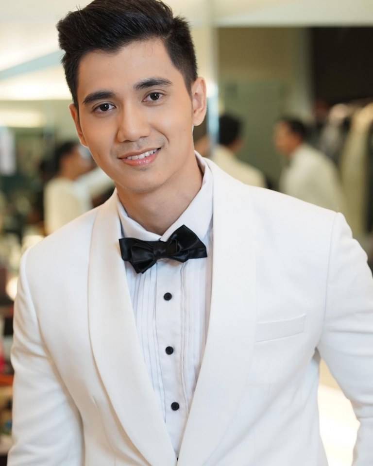 "เพียว พีระวัฒน์" เขาหล่อ เขาหล่อมาก