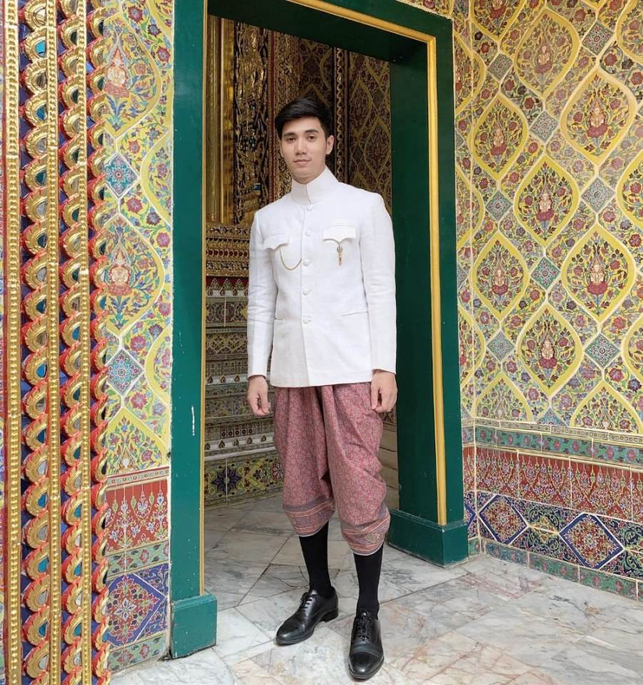 "เพียว พีระวัฒน์" เขาหล่อ เขาหล่อมาก