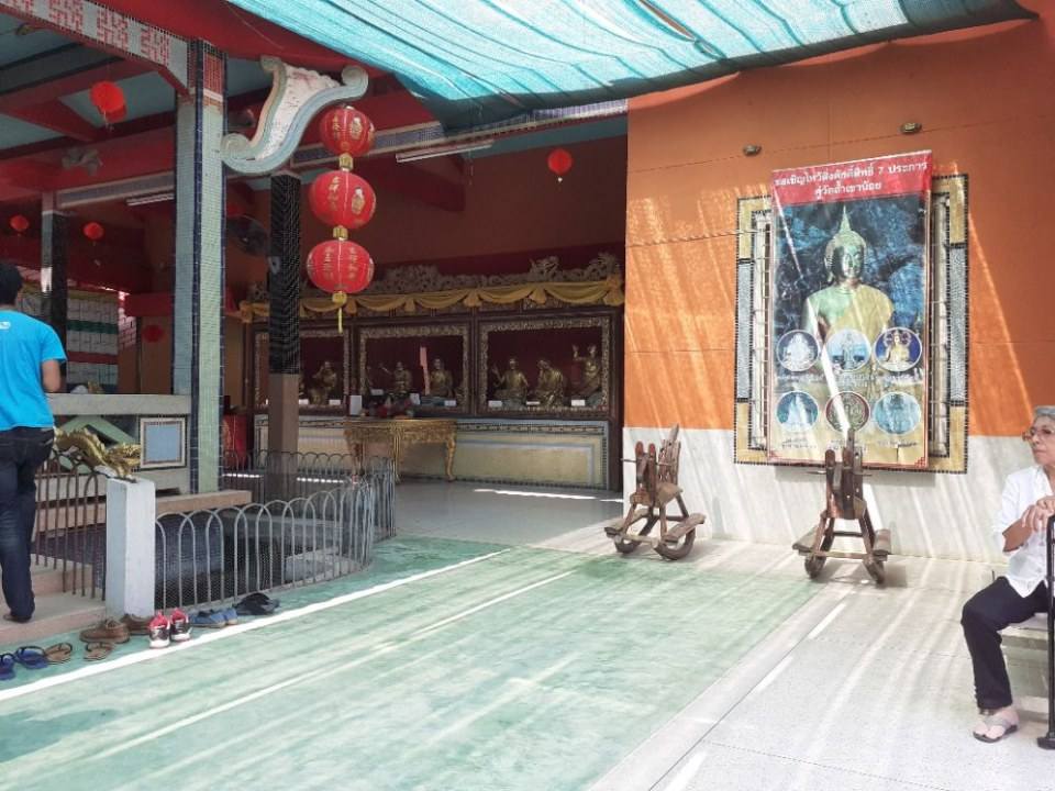 ปีใหม่นี้(ที่วัดถ้ำเขาน้อย-กาญจนบุรี