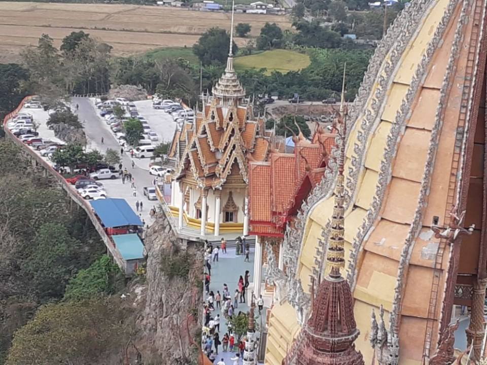 ปีใหม่นี้ที่(วัดถ้ำเสือ-กาญจนบุรี