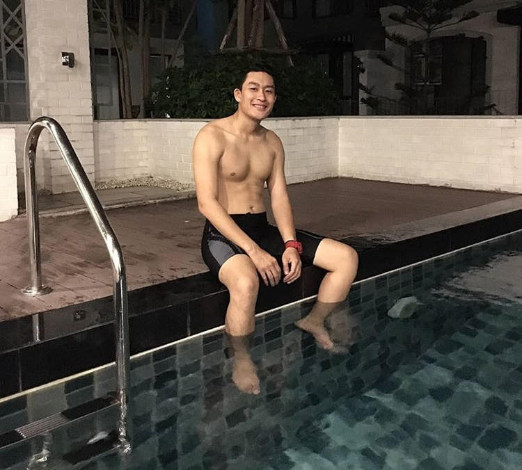 ถอดโชว์เรือนร่าง 2578