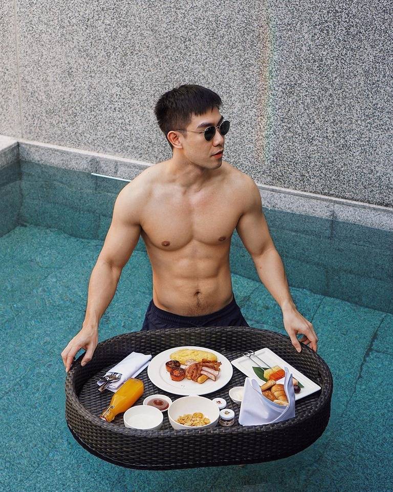 male body 204