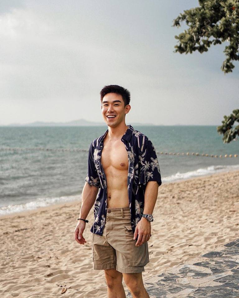 male body 204