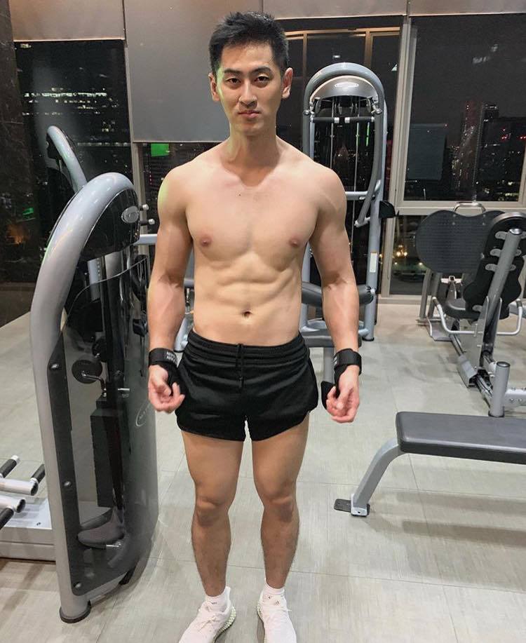 male body 204