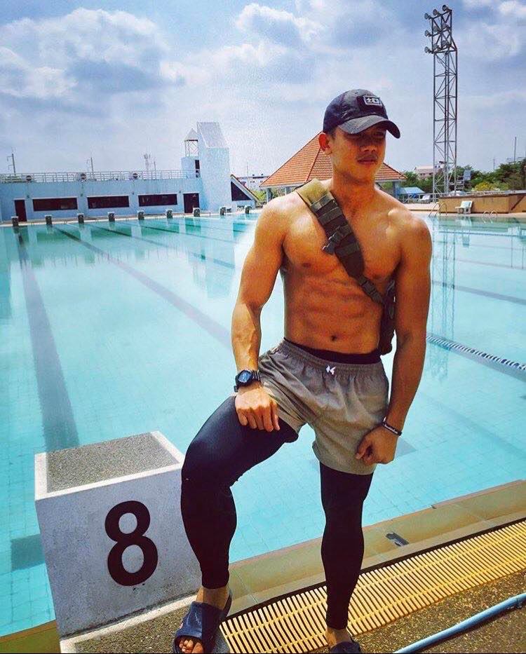 male body 206