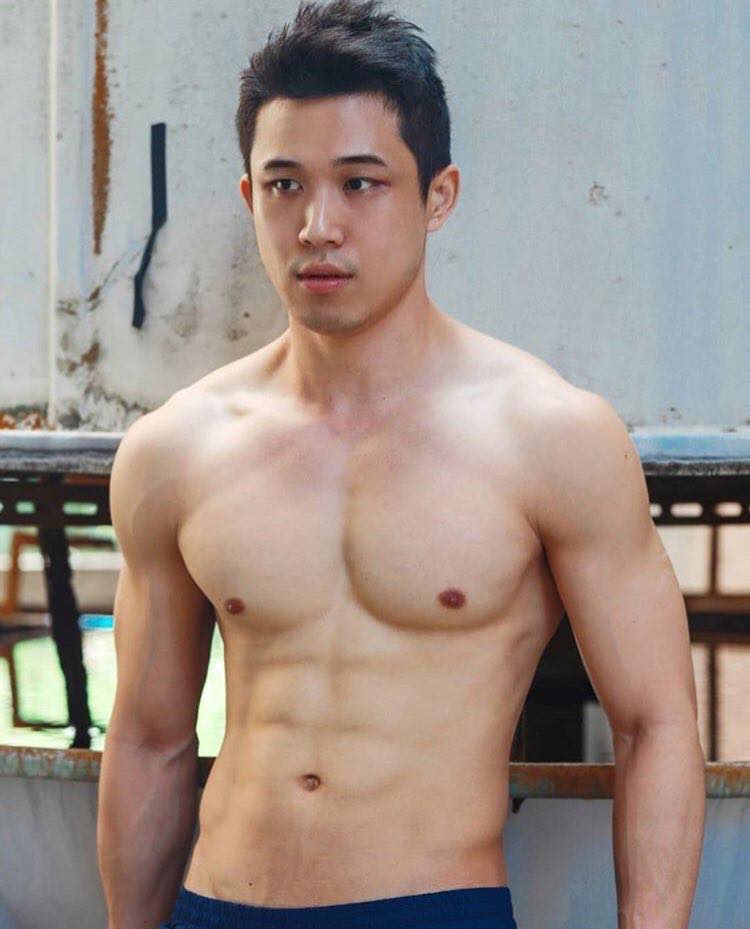 แนบกายข้ามปี #A78D84