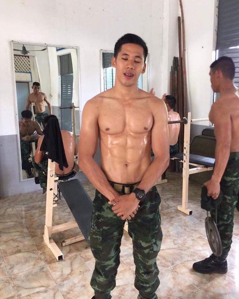 ค่ายทหารน่าอยู่
