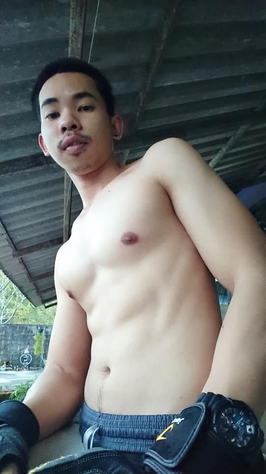 แบ่งเขากับเรา #FFD700