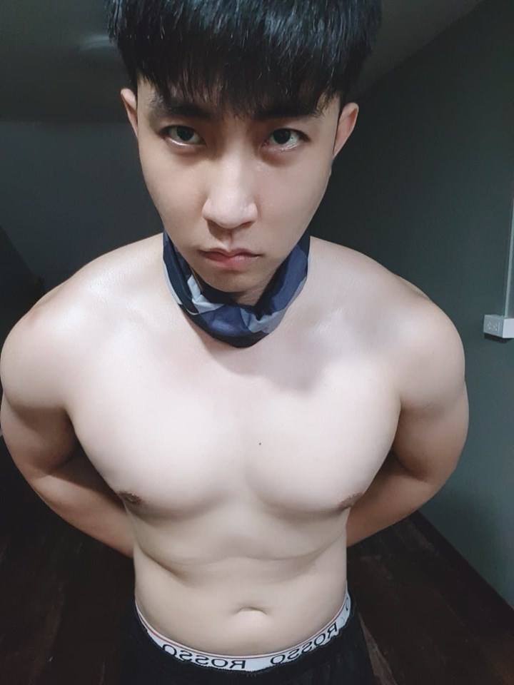 แบ่งเขากับเรา #FFD700
