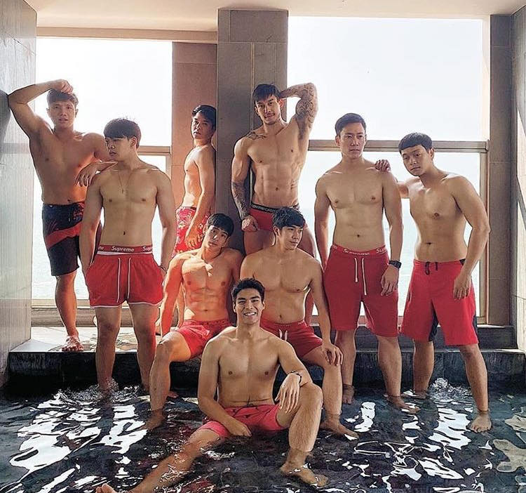ไร้เรี่ยวแรง #EEE8AA