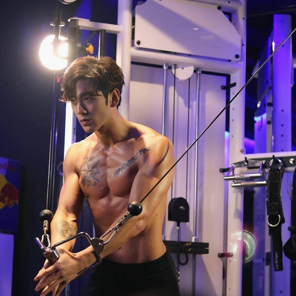เป็นของเธอทุกคน #40E0D0