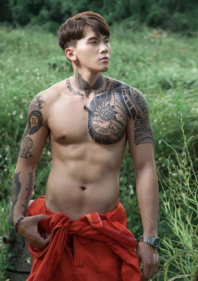 ใช่ๆไหม #FFFF0