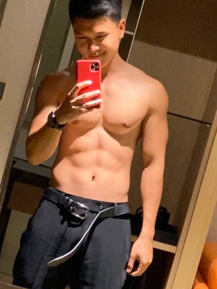 ใช่ๆไหม #FFFF0