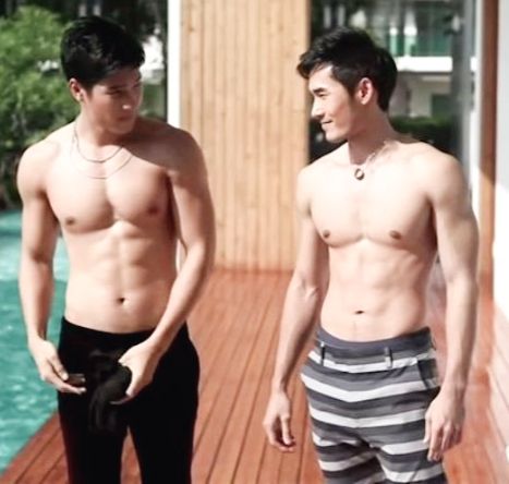 ถอดพร้อมกัน..