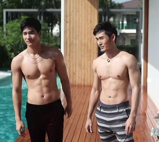ถอดพร้อมกัน..