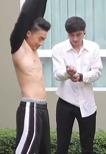 ถอดพร้อมกัน..