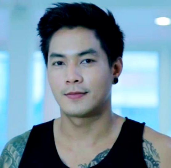 แทง..