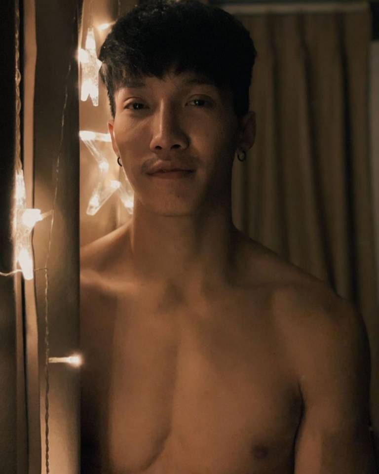 กรุบกริบ น่ากิน (วาร์ปอยู่ข้างในจร้า)