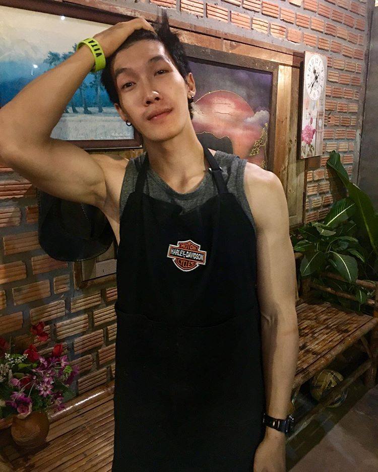 กรุบกริบ น่ากิน (วาร์ปอยู่ข้างในจร้า)