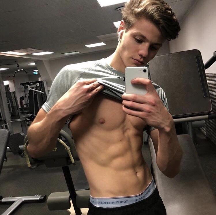 male body 210