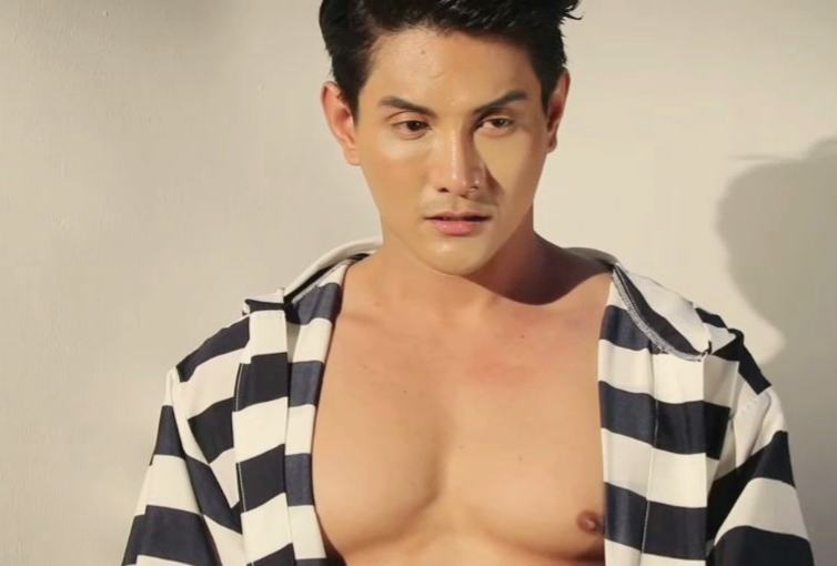 Behind the scene. ☆5