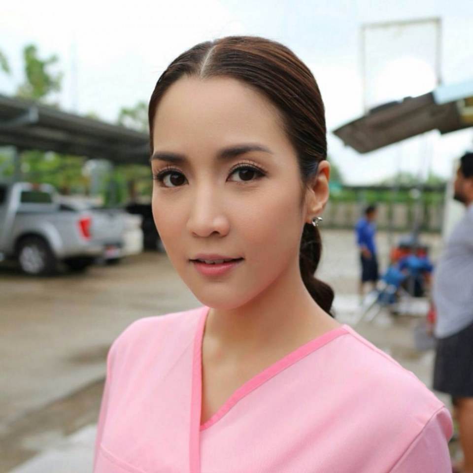 จั๊กจั๊น อคัมสิริ เรื่อง ผู้กองเจ้าเสน่ห์