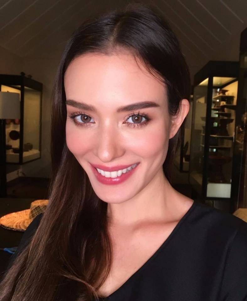 ซูซี่ สุษิรา เรื่อง มุกเหลี่ยมเพชร