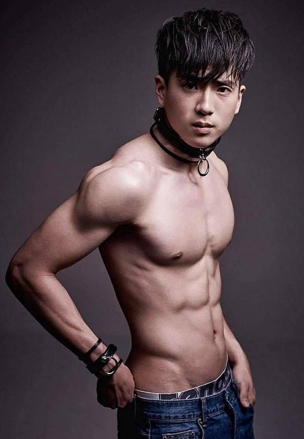 หนุ่มตี๋หุ่นแซ่บ!! นนกุล โกอินเตอร์ต่างประเทศ กล้าม-ซิกแพคแน่นสุดๆ